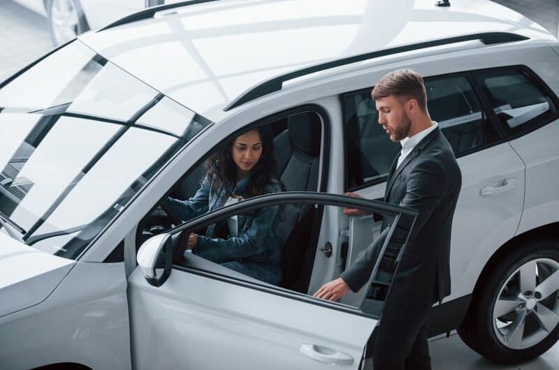 Leasing samochodu – czy to się opłaca?